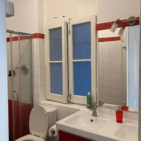 Angel House - Bunk Bed Room * Lisbon