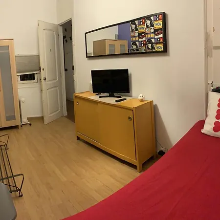 בית הארחה Angel House - Bunk Bed Room