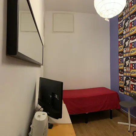 Angel House - Bunk Bed Room ליסבון
